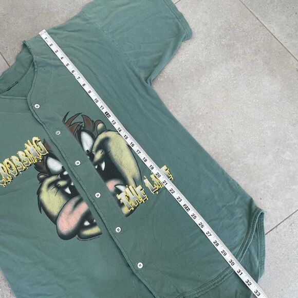 Vintage 90s Tasmanian Devil "Crossing the line" Baseball Jersey MLB Looney Toons - Picture 7 of 7